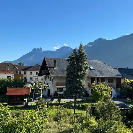 F Ou D'lac Lägenhet